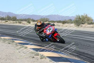 media/Dec-04-2025-Racers Edge (Thu) [[5ebc9f124d]]/2-A Group/1-Session 2 (Turn 7 Inside)/